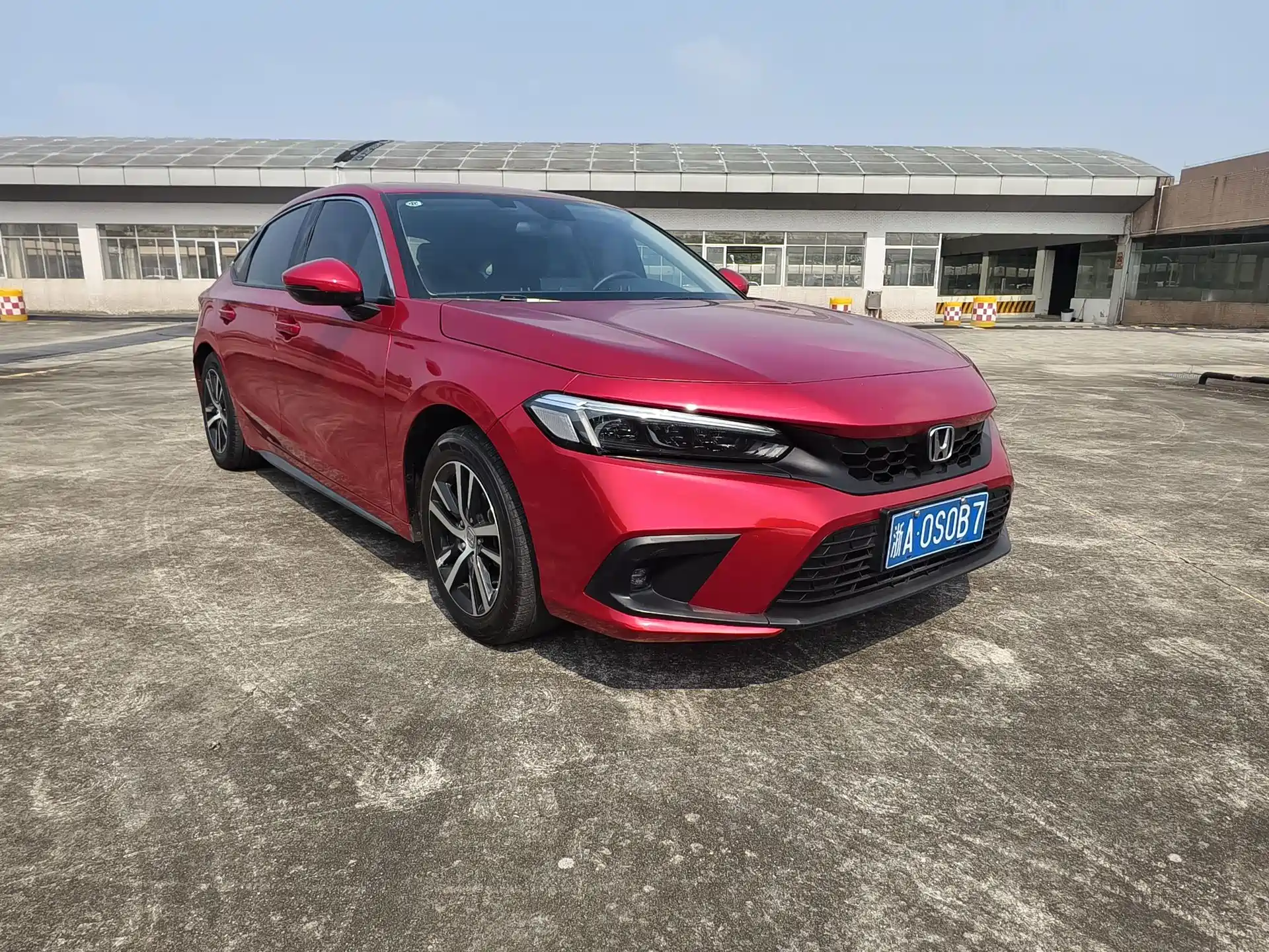 Фото 15 - Honda Civic