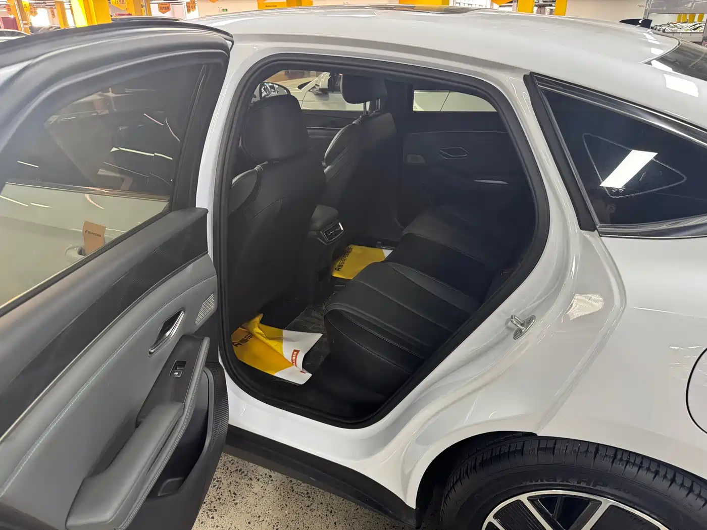BYD Qin L 2024 DM-i 120KM Leading фото 3