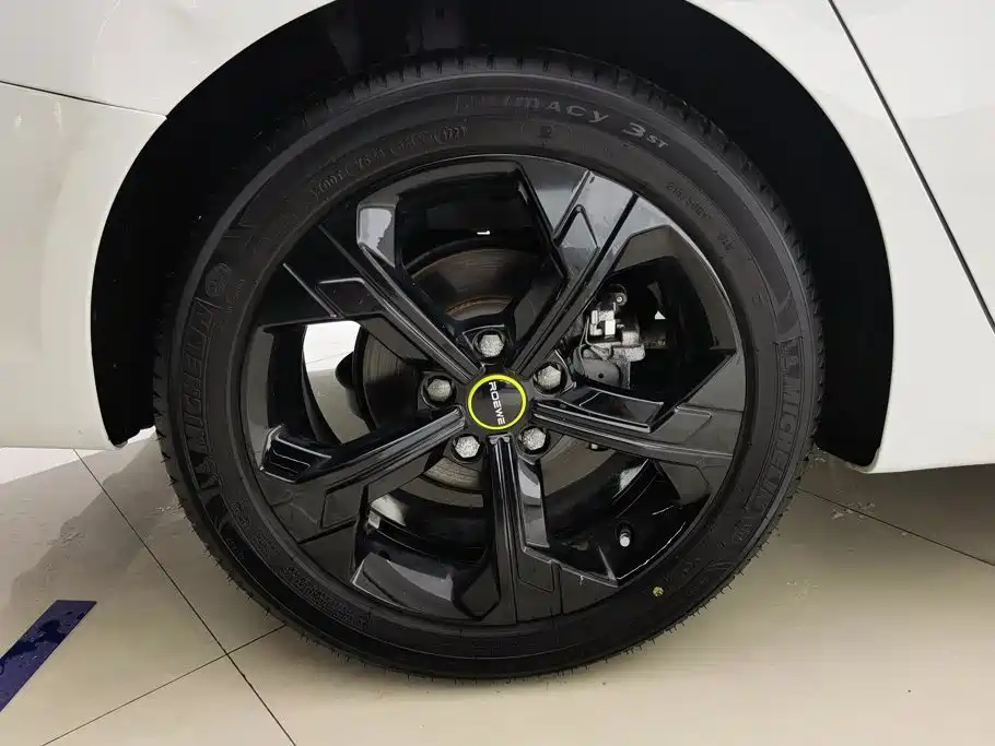 Photo 6 - Roewe i6 MAX