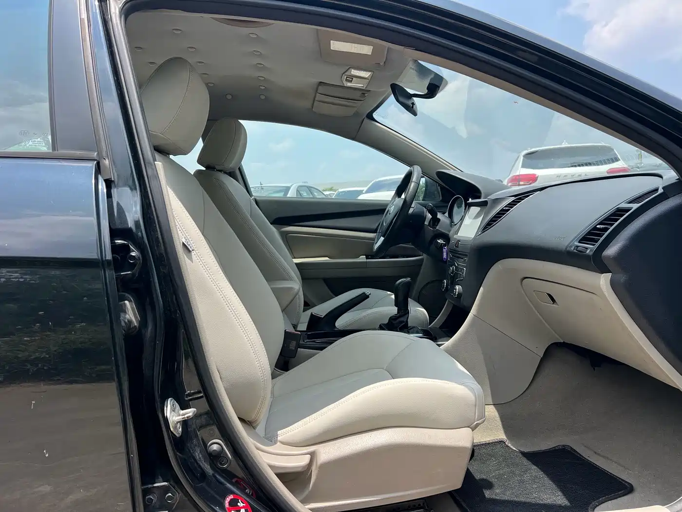 Besturn B50 2015 2013 1.6L Manual Comfort