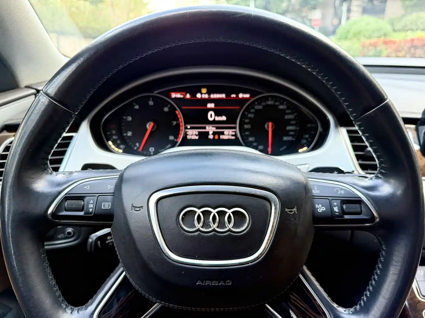 Audi A8 2014 A8L 45 TFSI quattro Luxury фото 9