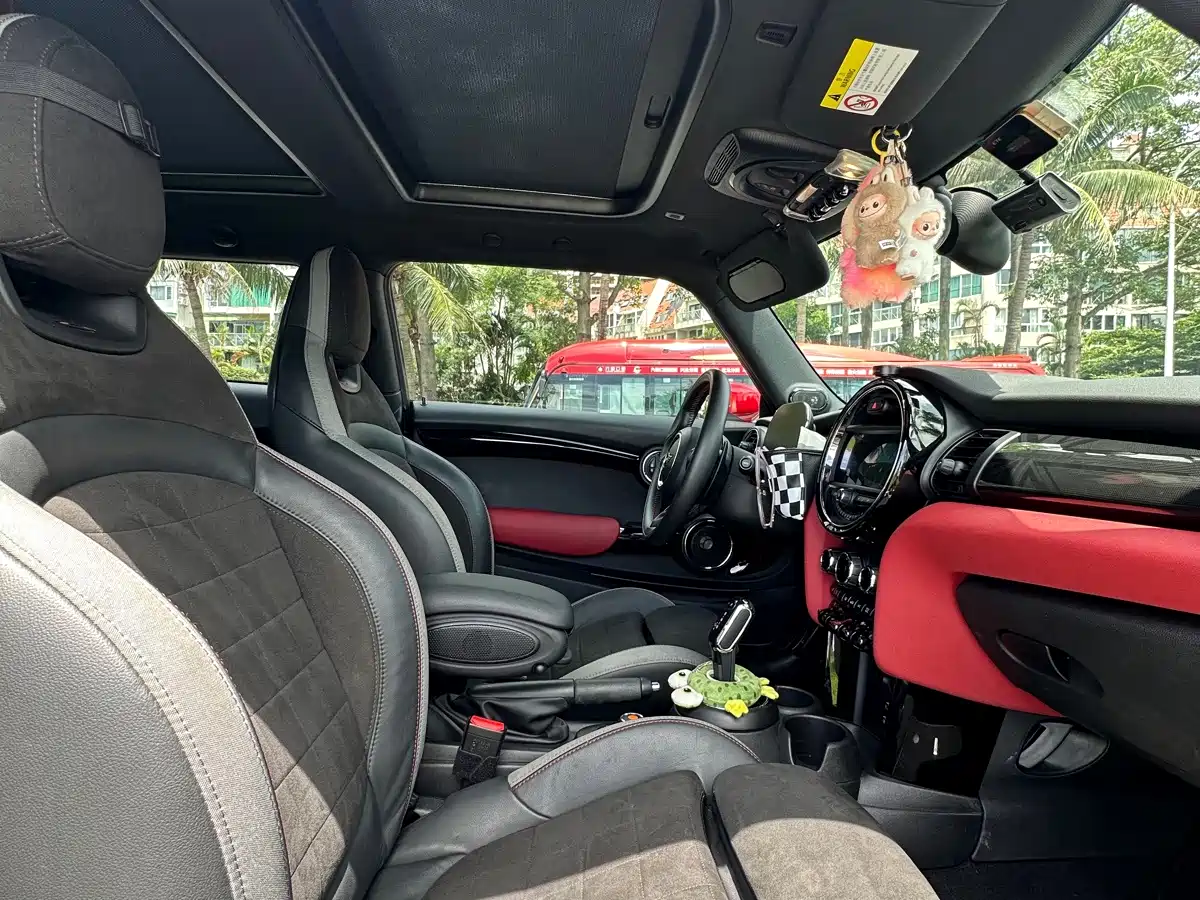 Фото 11 - MINI JCW