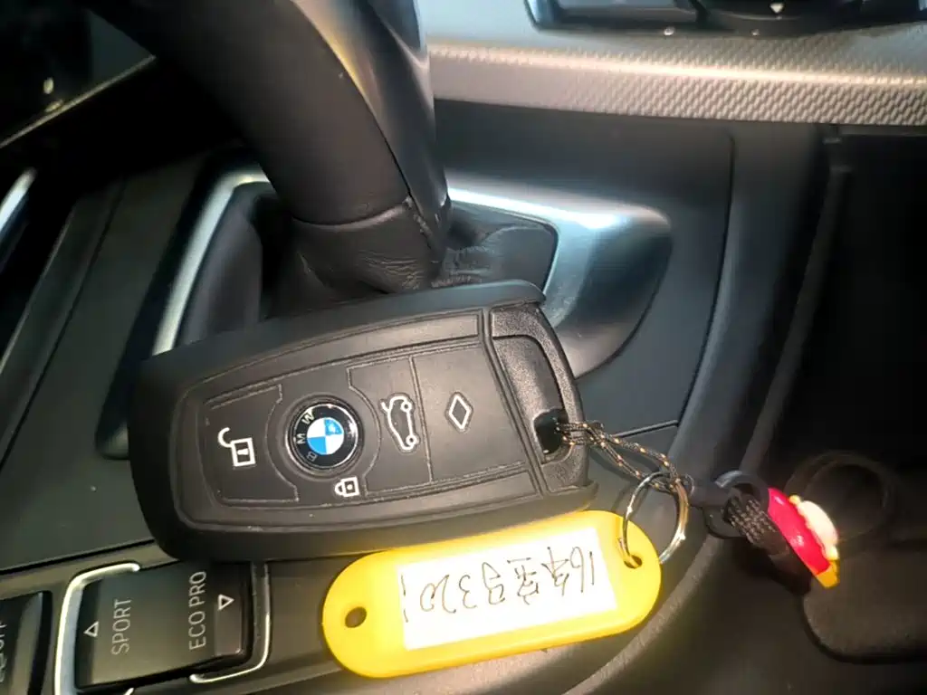 Фото 9 - BMW 3 Series