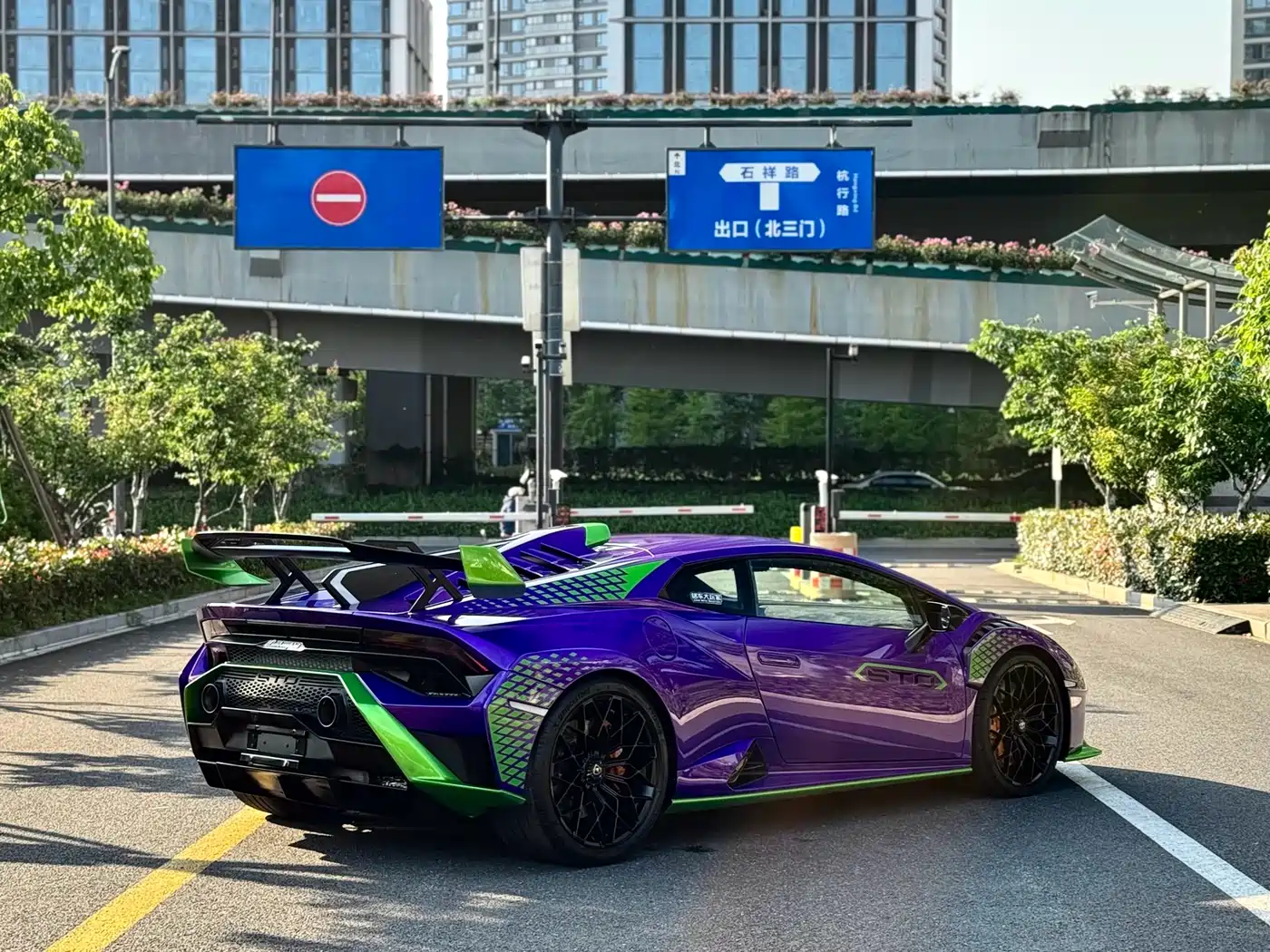 Lamborghini Huracán 2021 Huracán STO фото 7