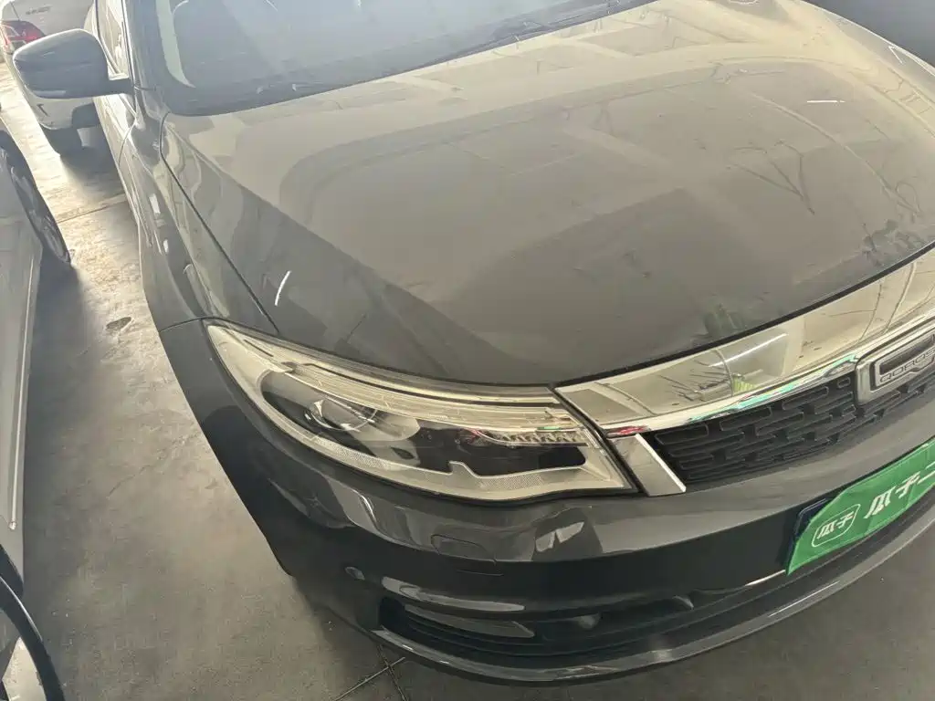 Qoros 3 2017 2015 Sedan 1.6T Auto Zhizhen Enhanced