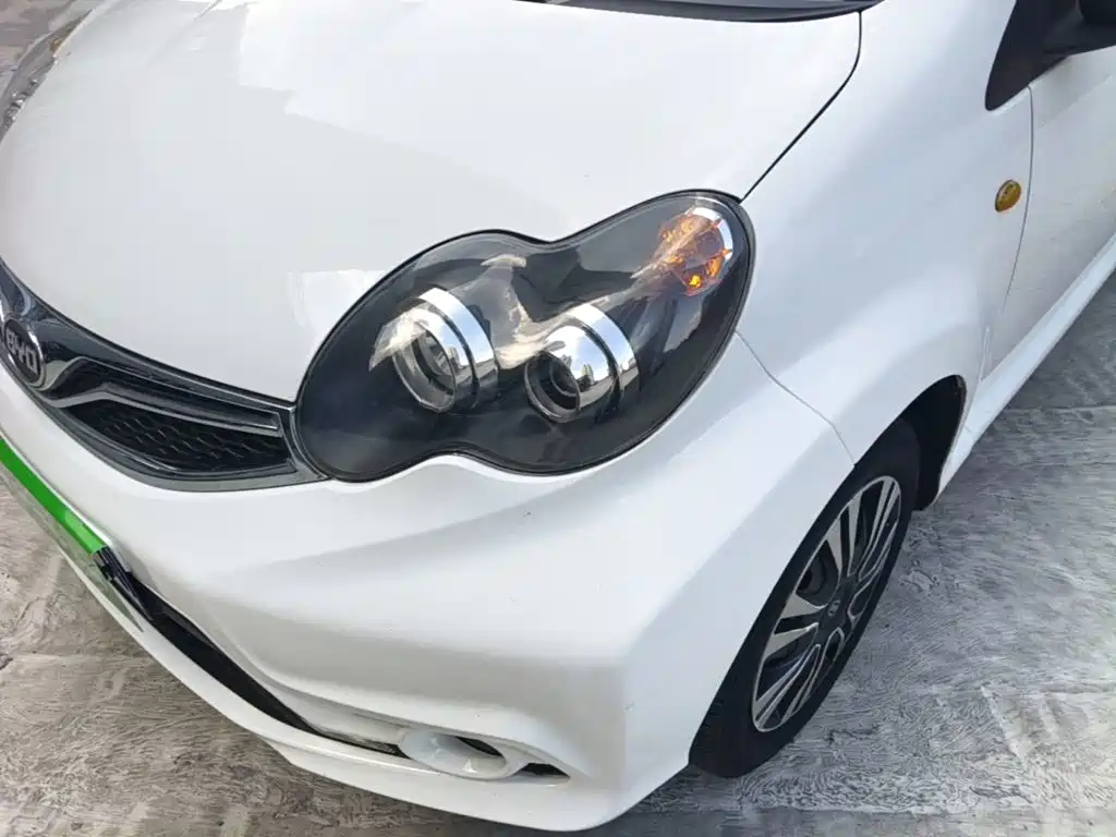 BYD F0 2018 2015 1.0L AMT Xuan Cool Edition