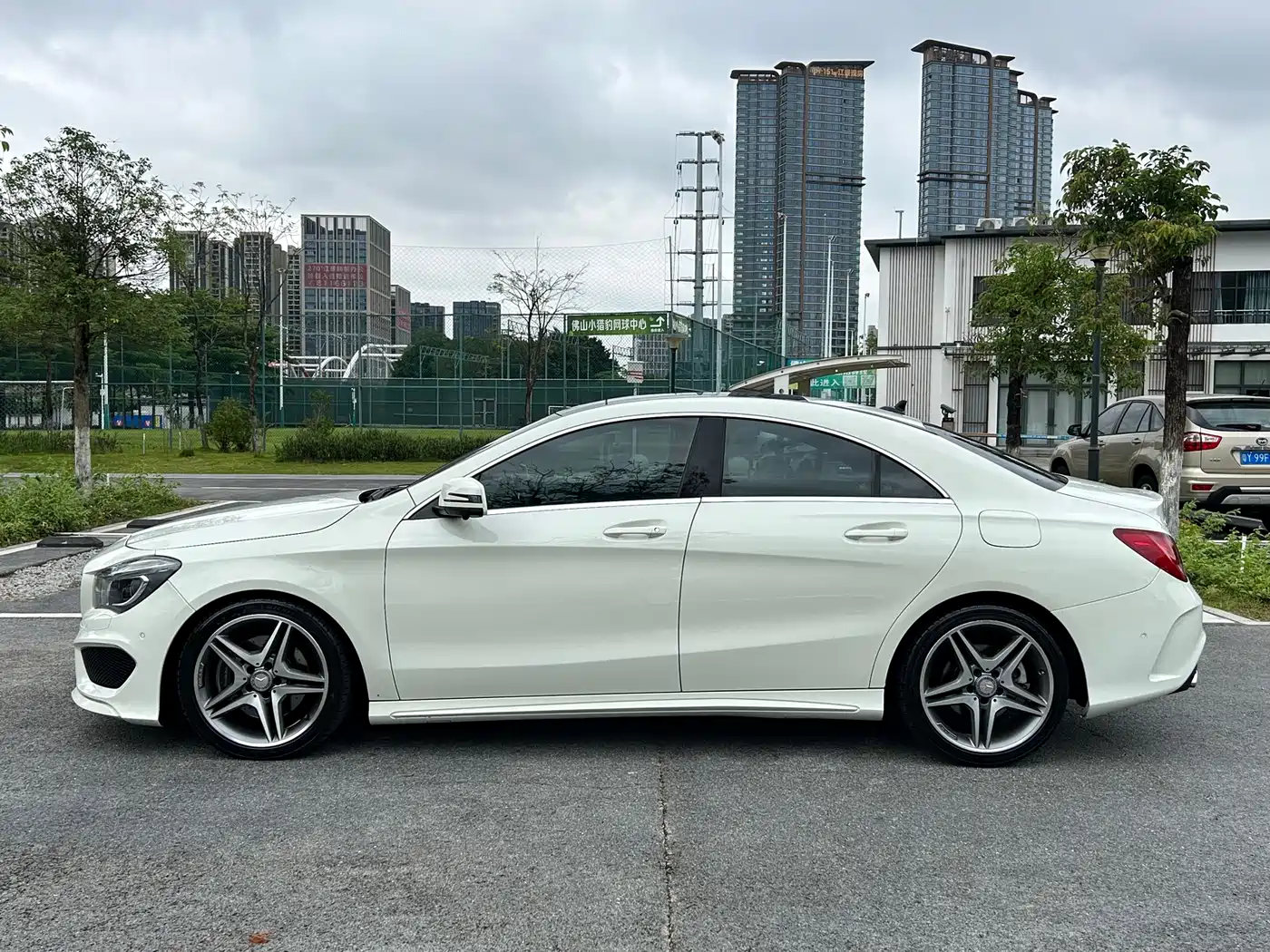 Mercedes-Benz CLA (Import) 2016 CLA 220 4MATIC фото 7