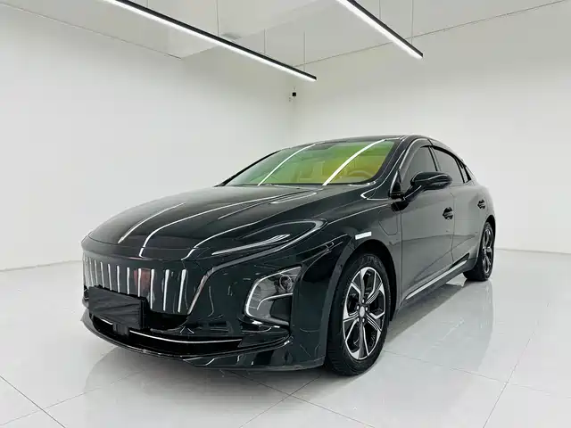 Hongqi E-QM5 2023 Facelift Basic Travel Edition — фото 1