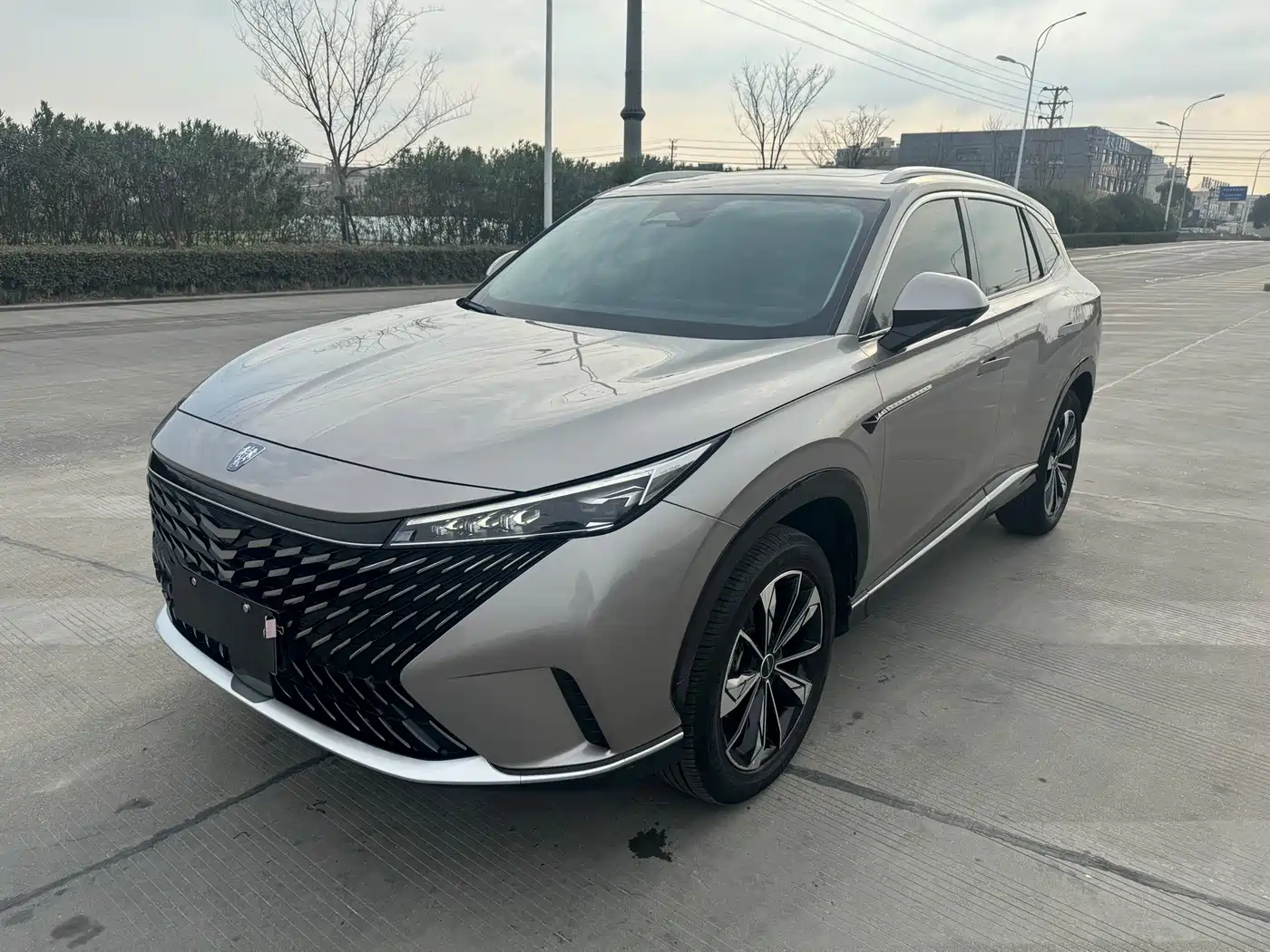 ROEWE RX5