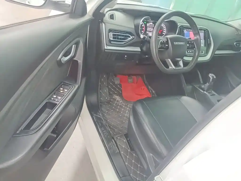 Jetour X70M 2020 2020 Facelift 1.5T Manual Partner 5-seater