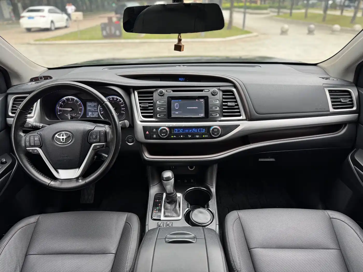 Toyota Highlander 2017 2.0T 4WD Premium 7-Seater фото 13