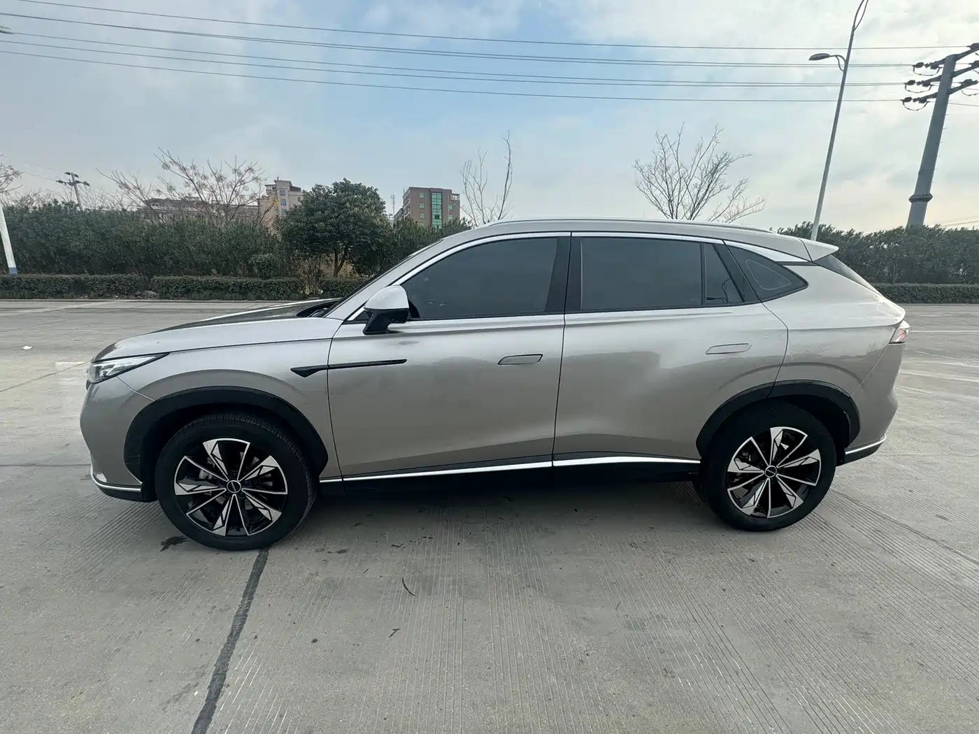 ROEWE RX5