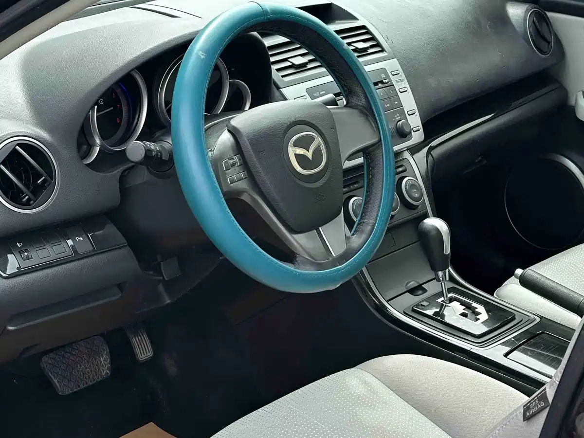 Mazda Ruiyi 2011 2011 Model 2.0L Auto Elite