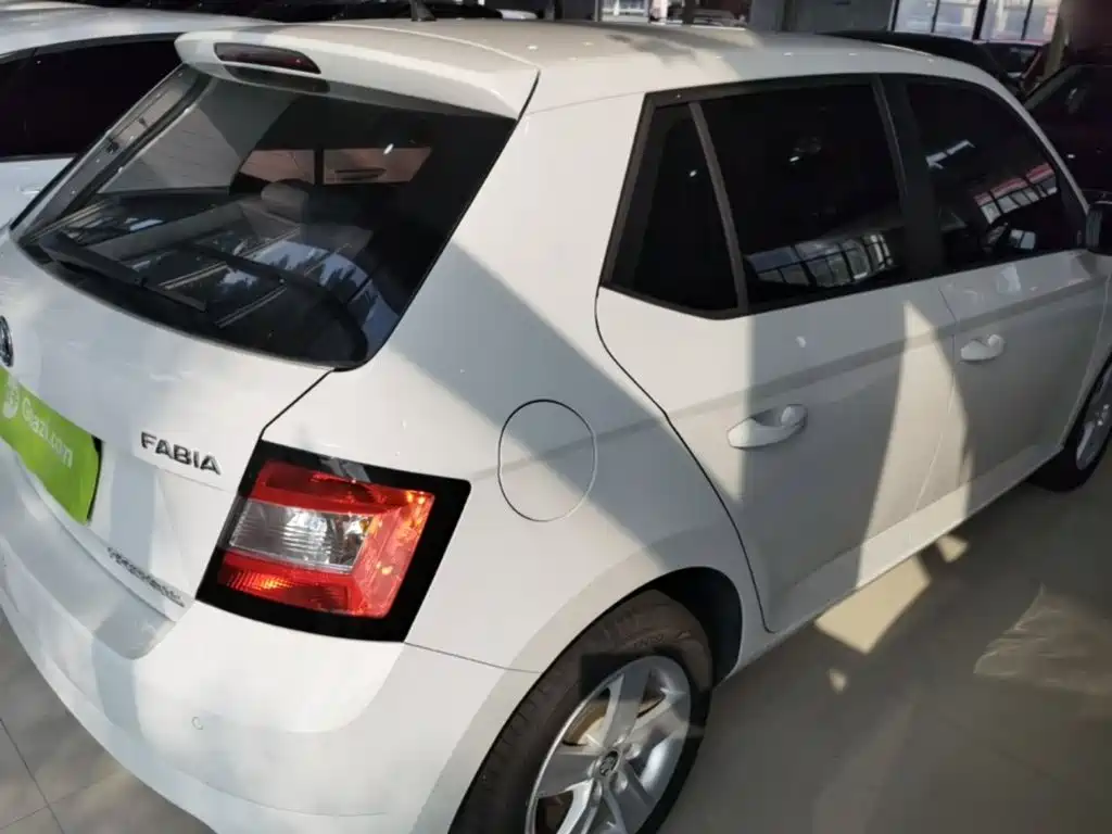 Photo 7 - Škoda Fabia