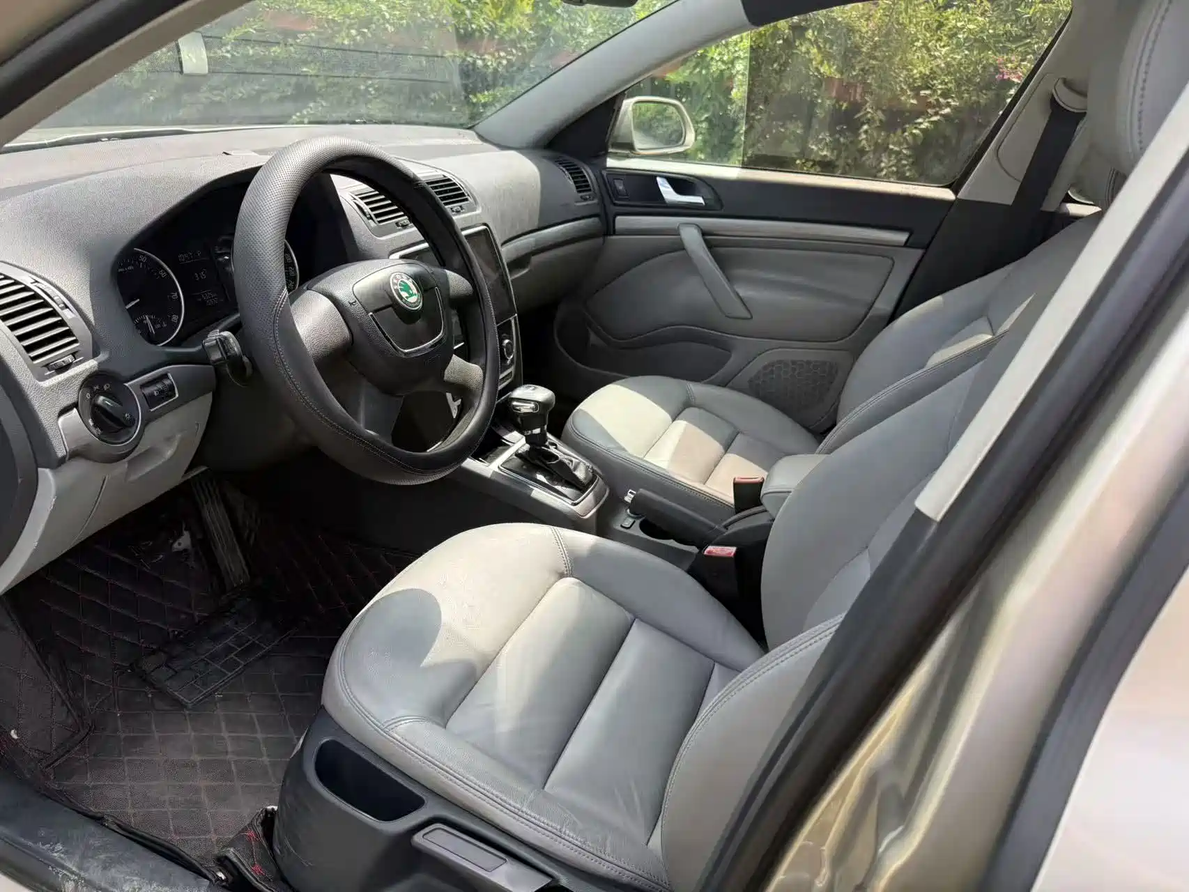 Photo 10 - Škoda Octavia
