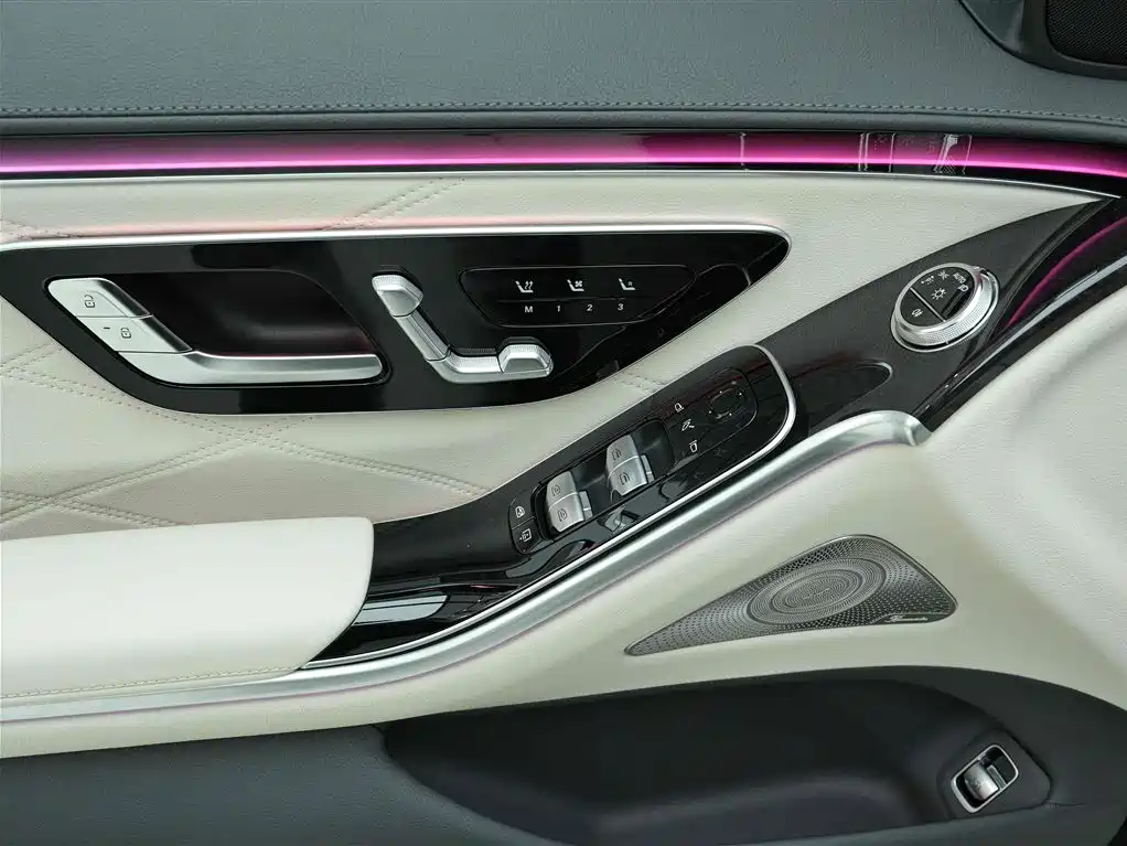 Mercedes-Benz Maybach S-Class 2025 Facelift S 480 4MATIC фото 16