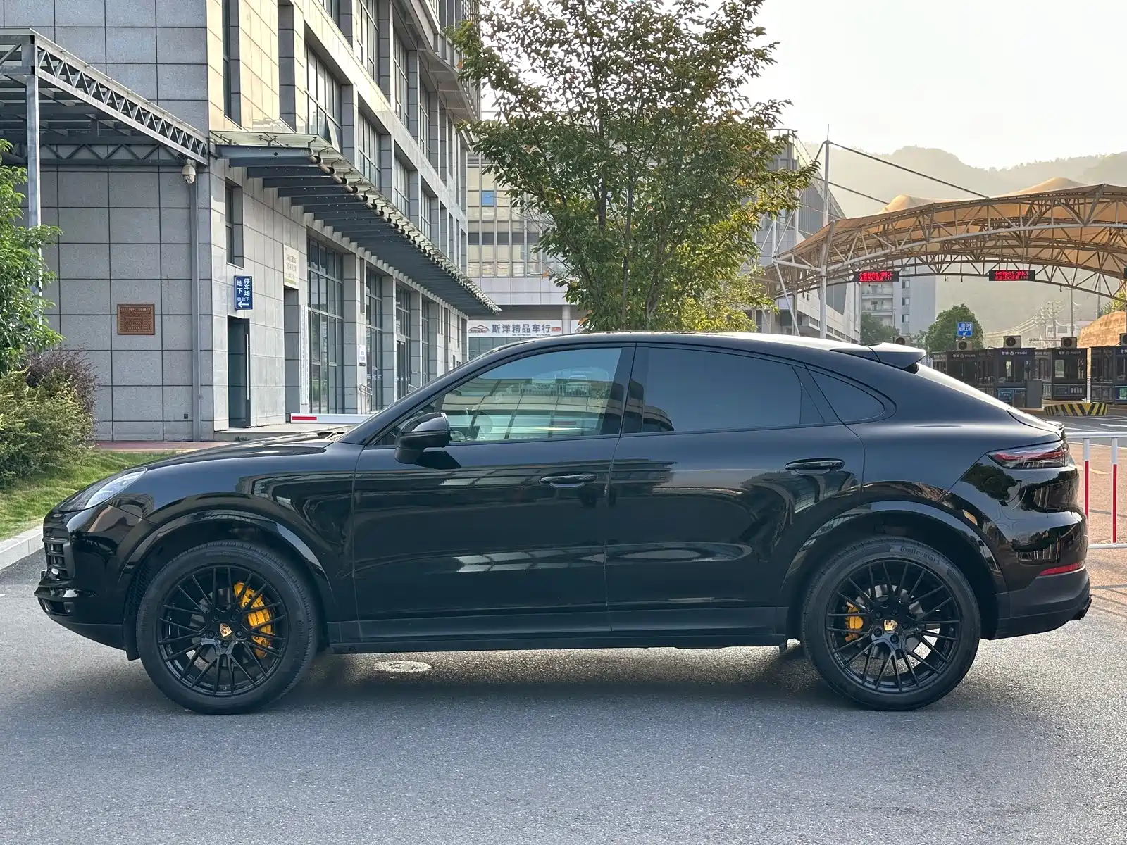 Фото 4 - Porsche Cayenne