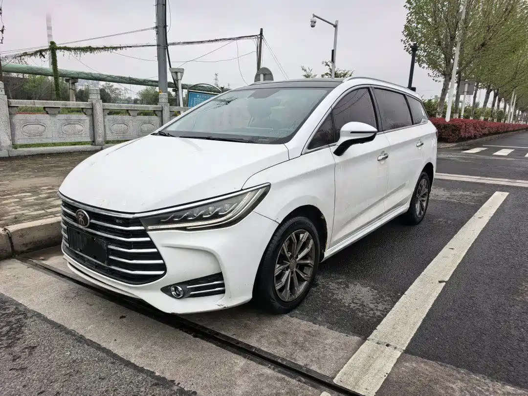 BYD Song MAX 2020 2019 1.5T Auto Smart Connect Brilliant 6-seater China VI