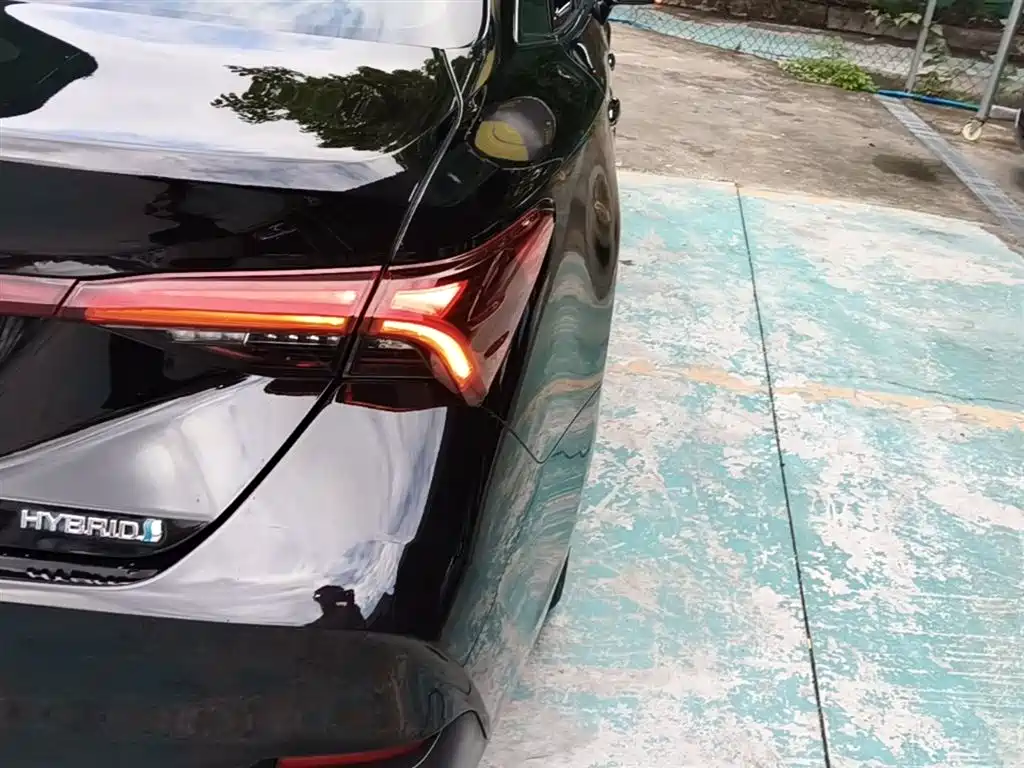 Toyota Avalon 2019 Hybrid 2.5L XLE Premium Edition China VI фото 8