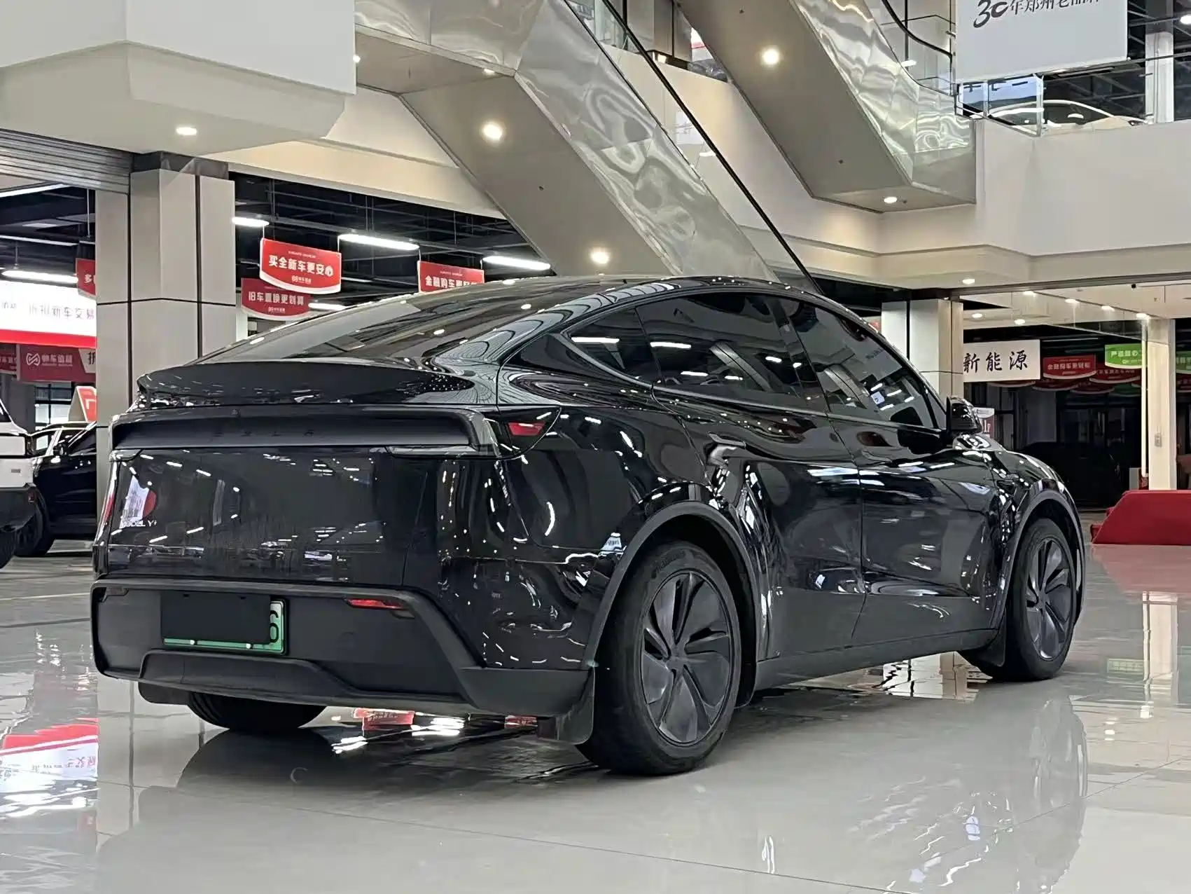Фото 7 - Tesla Model Y