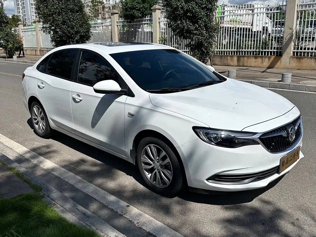Photo 2 - Buick Excelle
