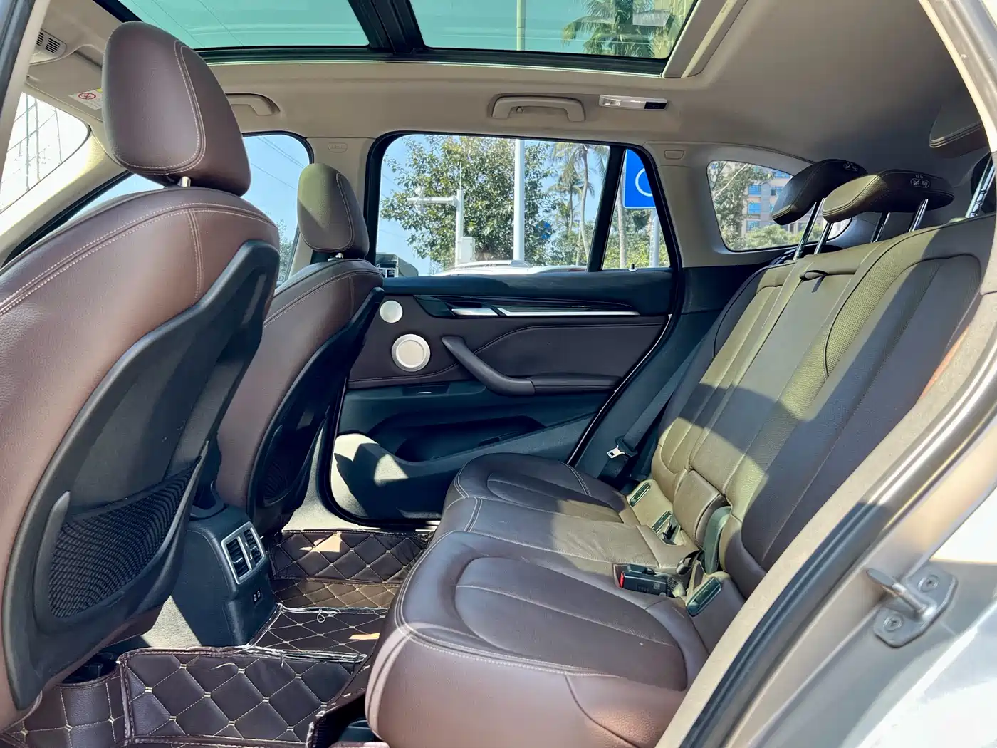 BMW X1 2019 xDrive20Li Luxury Model фото 6