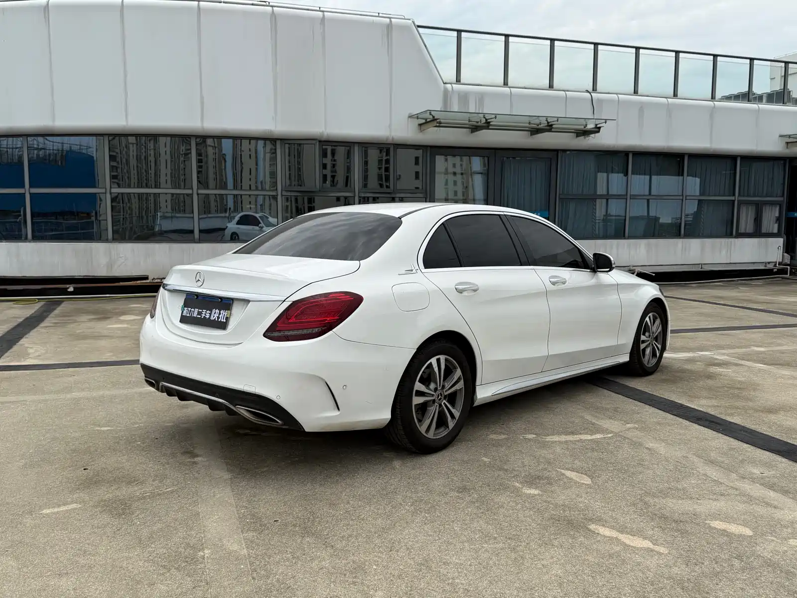 Фото 11 - Mercedes-Benz C-Class