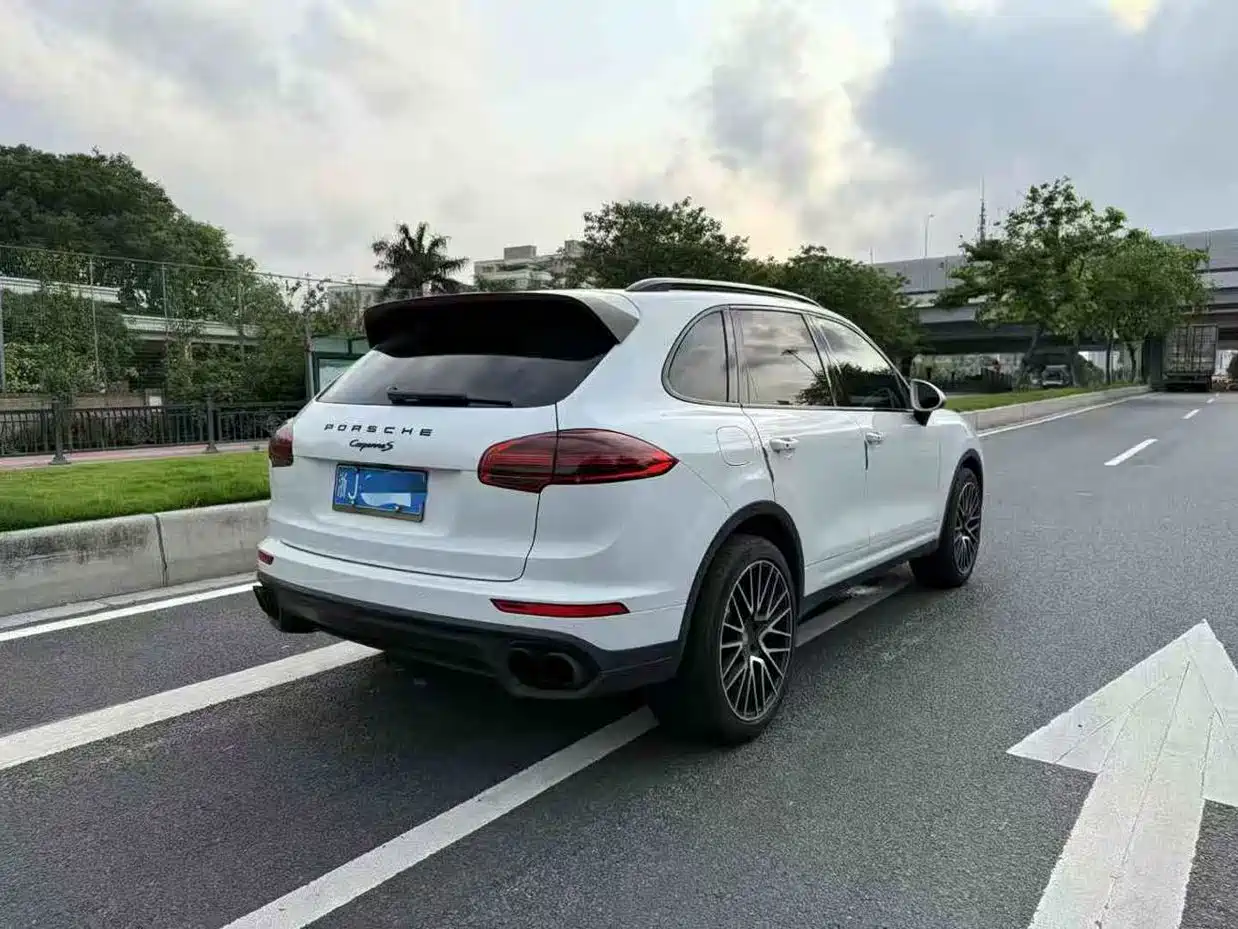 Porsche Cayenne 2016 Cayenne 3.0T фото 3