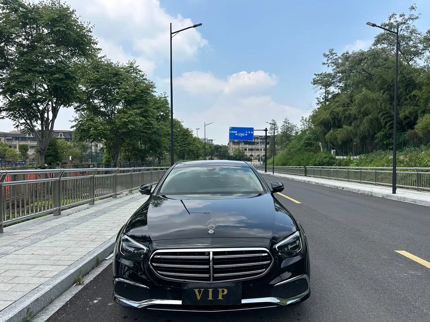 Mercedes-Benz E-Class 2023 Facelift E 300 L Fashion фото 2