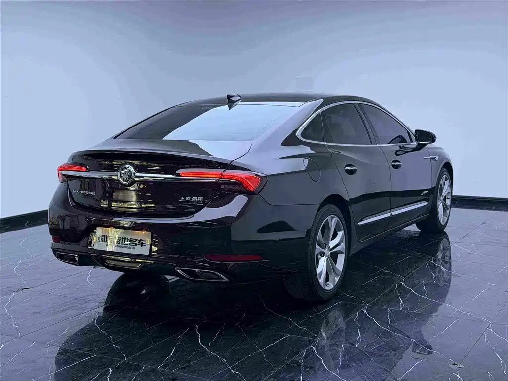 BUICK LACROSSE