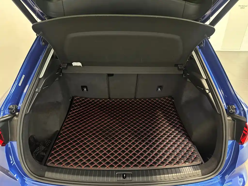 Фото 6 - Audi Q3