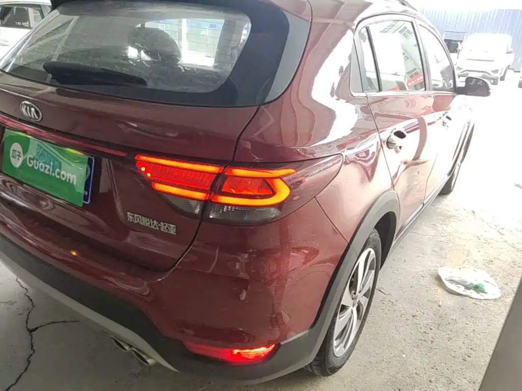 Kia KX CROSS 2018 2017 1.4L AT GLS