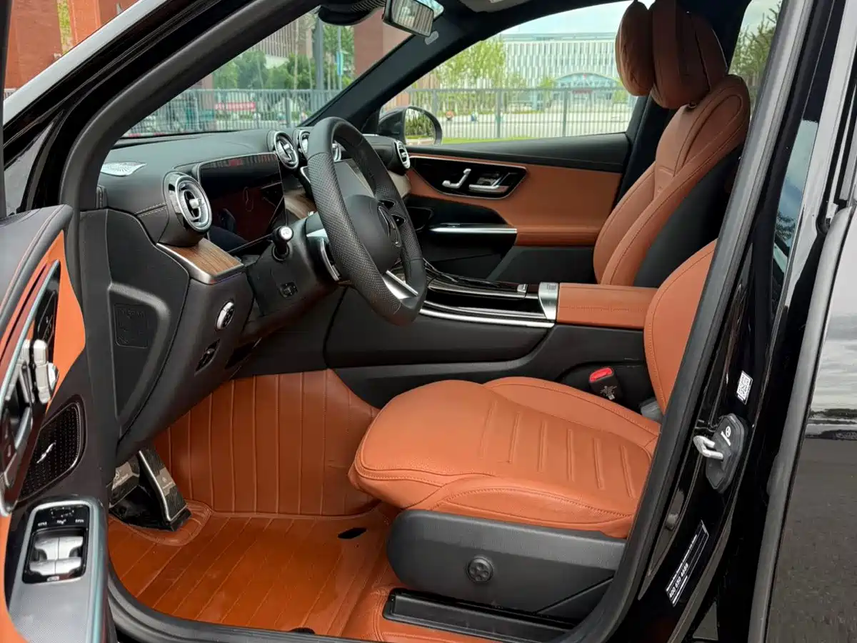 Mercedes-Benz GLC 2025 2025 GLC 300 L 4MATIC Dynamic 5-seater