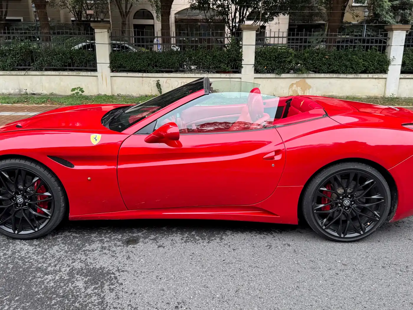 Ferrari California T 2011 2009 4.3L Standard