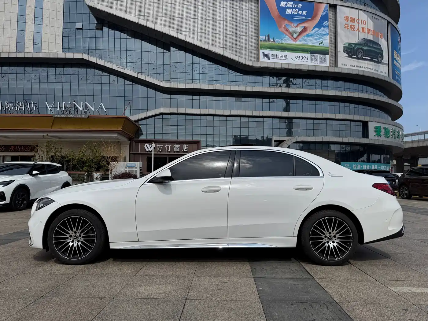 Mercedes-Benz C-Class 2024 C 260 L Sport фото 24