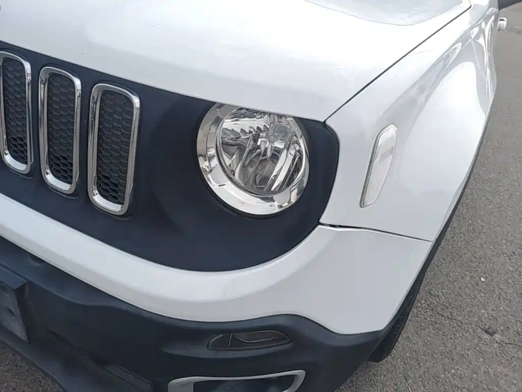 Jeep Renegade 2018 2017 180T Automatic High-Energy Edition