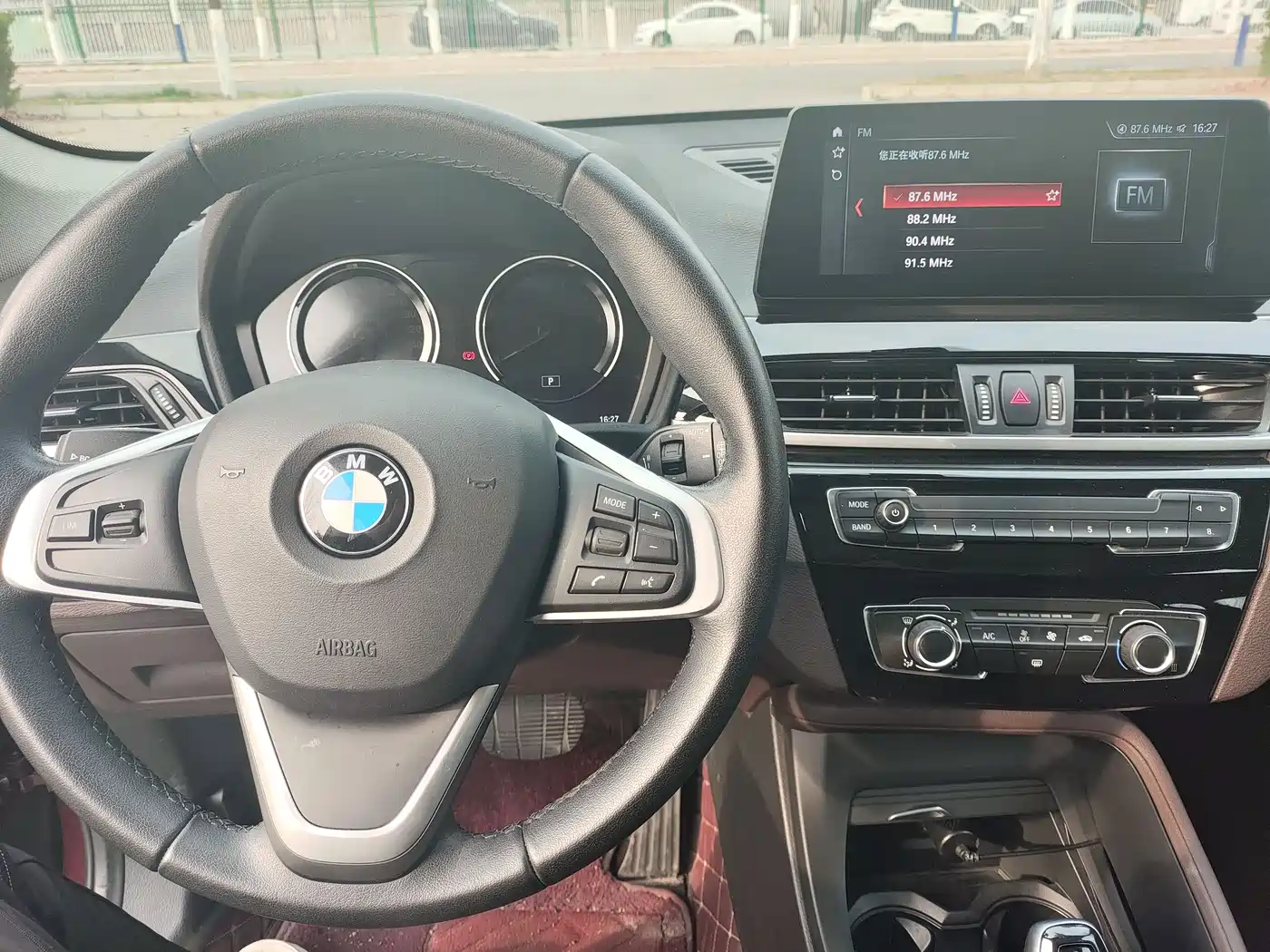 BMW X1 2022 sDrive20Li Fashion фото 21