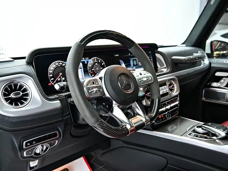 MERCEDES-BENZ G-CLASS