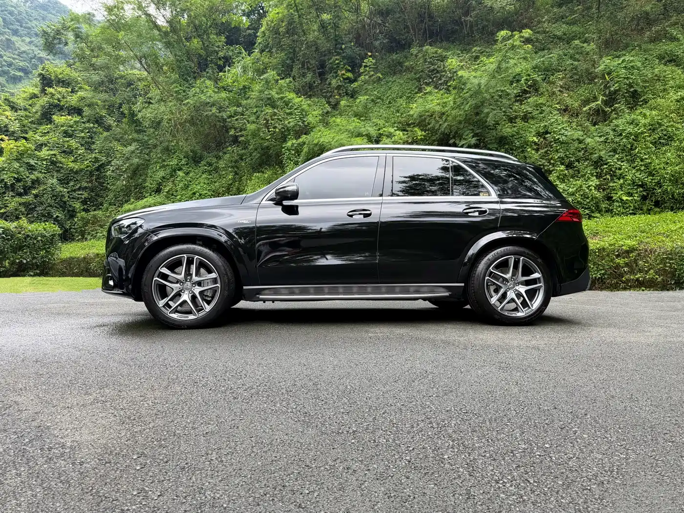 2025 Mercedes-Benz GLE AMG