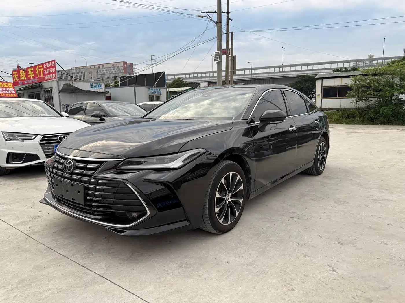 Toyota Avalon 2023 2.0L Luxury Edition