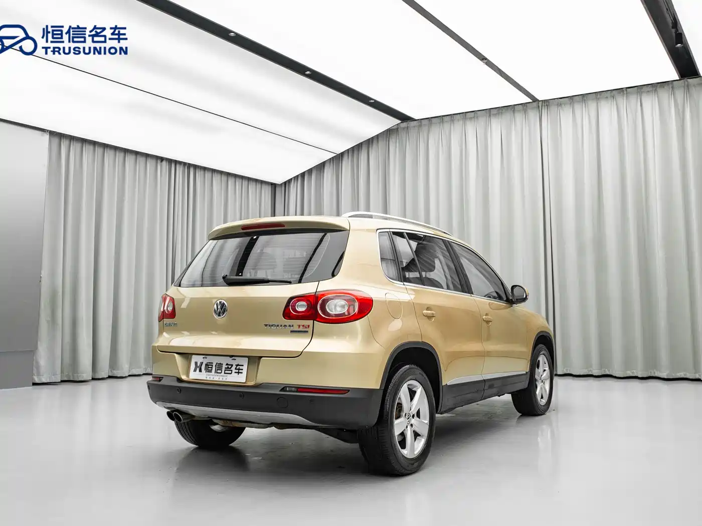 Volkswagen Tiguan 2012 2.0TSI Automatic 4WD Elite Edition фото 4