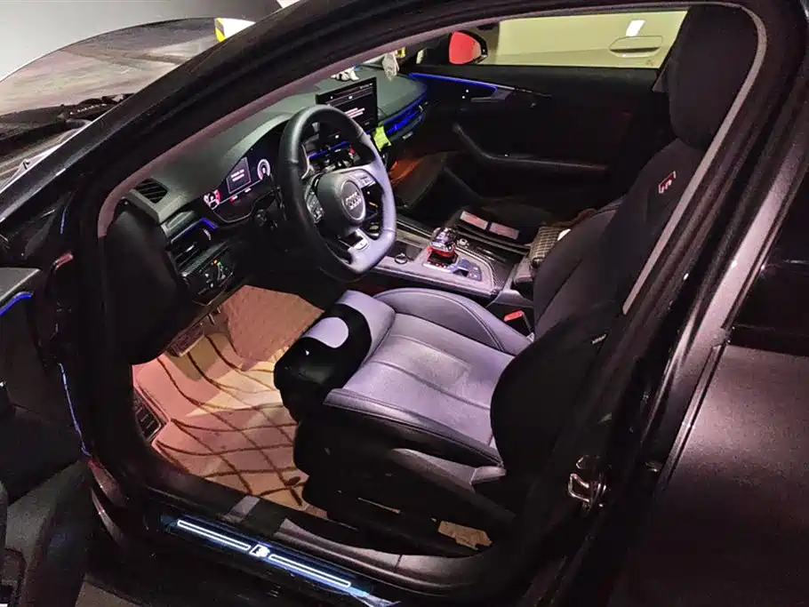 Audi A4L 2020 40 TFSI Luxury Dynamic фото 9