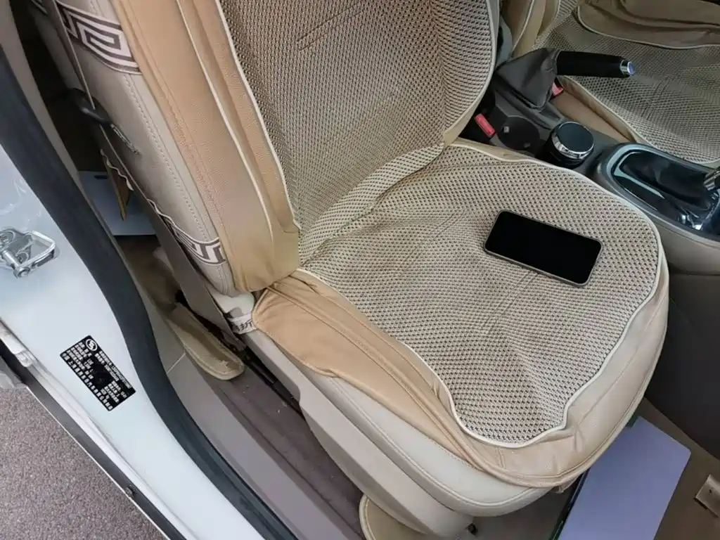 Фото 25 - Buick Excelle