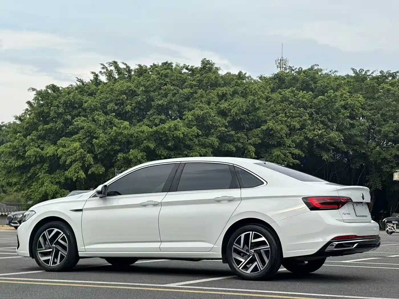 Volkswagen Sagitar, миниатюра 16