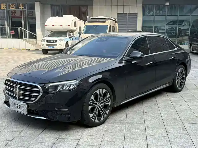 Mercedes-Benz E Рестайлинг, E 300 L, Люкс