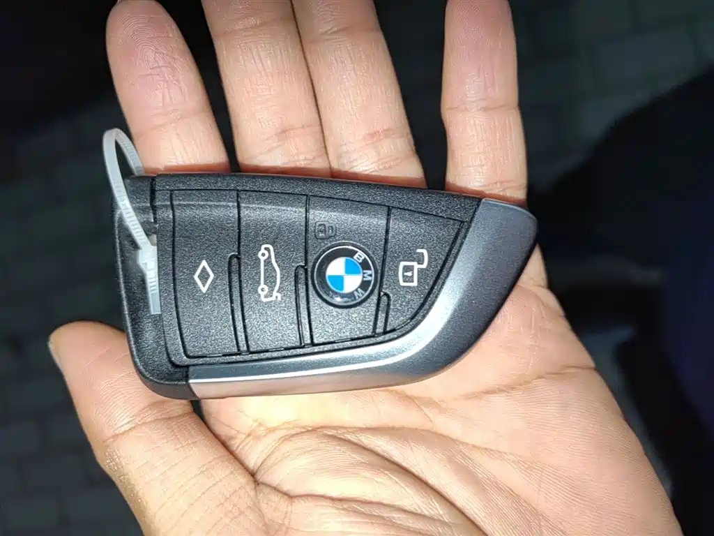 BMW i3 2025 eDrive 40 L Shadow Night Package фото 15