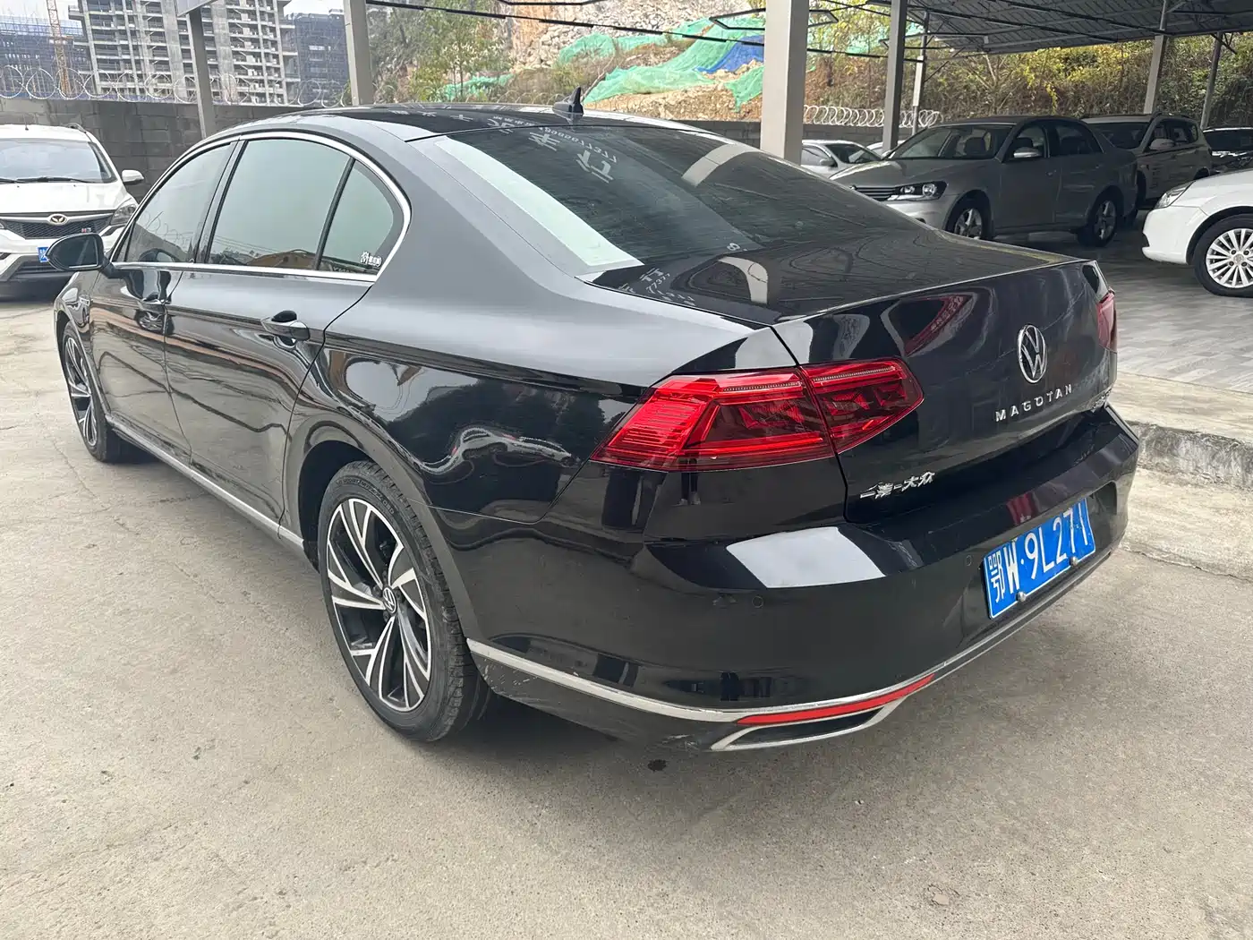 Volkswagen Magotan 2021 330TSI DSG 30th Anniversary Edition фото 6