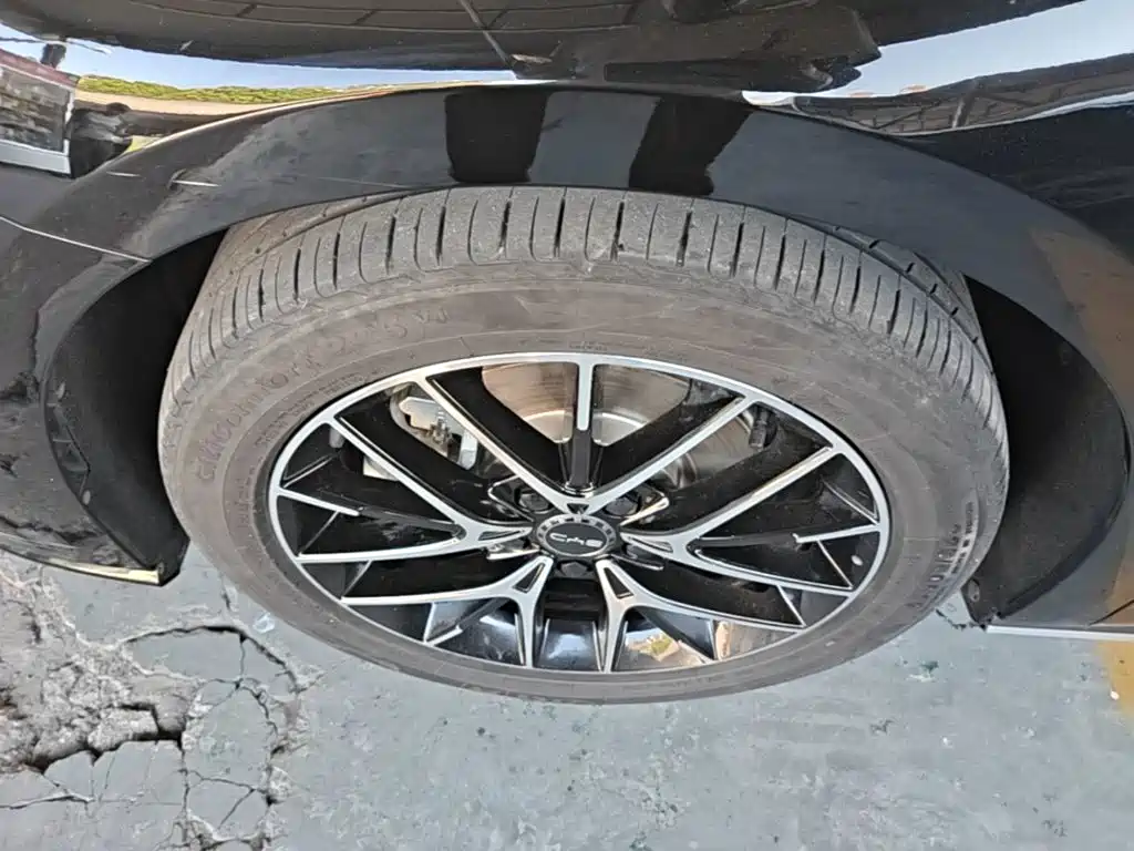 Photo 23 - BYD Seal