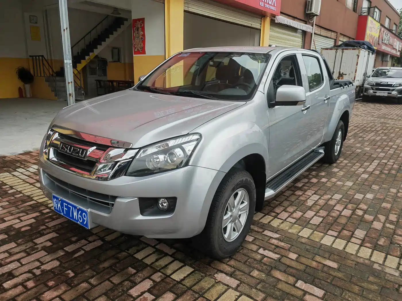 Isuzu Lingtuo 2023 2023 2.5T Automatic 4WD Diesel Navigation Long Chassis
