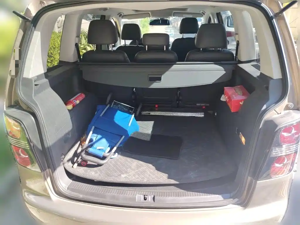 Volkswagen Touran 2016 2015 1.4T DSG Comfort Edition 5-seater